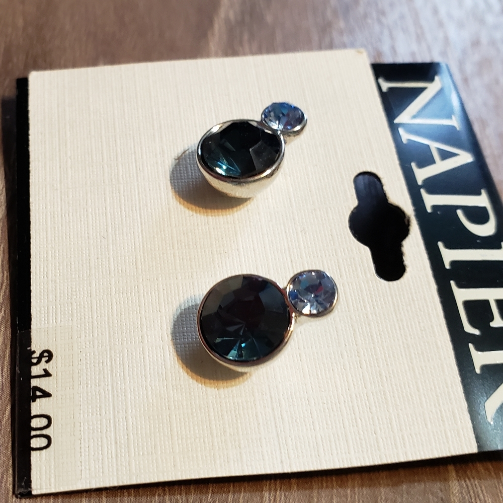 Blue stone earrings - Picture 2 of 3